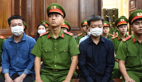 Hằng Du Mục, Quang Linh Vlogs, Thuỳ Tiên lĩnh 2 năm tù giam