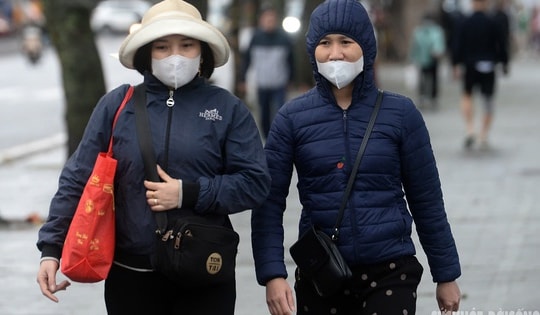 Không khí lạnh liên tiếp bổ sung lan rộng vào miền Trung, miền Bắc rét buốt