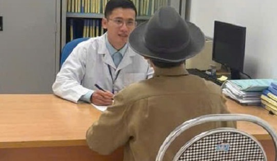 Bác sĩ trẻ Đoàn Kim Thạch: ‘Hành trình sẻ chia’ thầm lặng nơi vùng cao chống HIV/AIDS