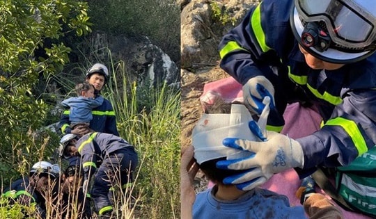 2 trẻ mắc kẹt dưới hố sâu khi đi dã ngoại ở núi Trầm