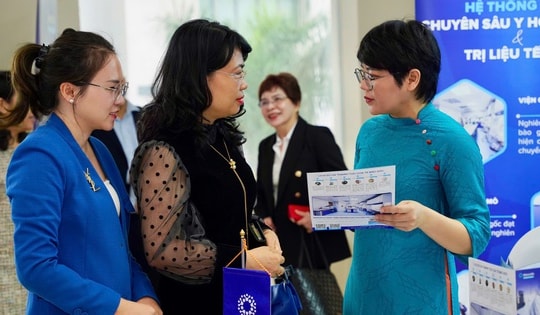 Mescells ghi dấu ấn tại Lễ kỷ niệm 70 năm thành lập Cục Khoa học Công nghệ và Đào tạo – Bộ Y tế