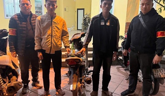 Bắt giữ 2 đối tượng có dấu hiệu ‘chống người thi hành công vụ’