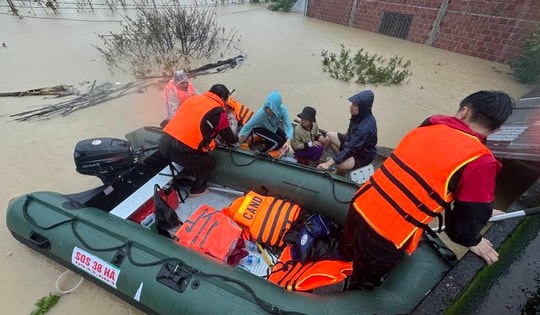 Mưa lũ miền Trung làm 54 người chết và mất tích, thiệt hại hơn 3 nghìn tỷ đồng