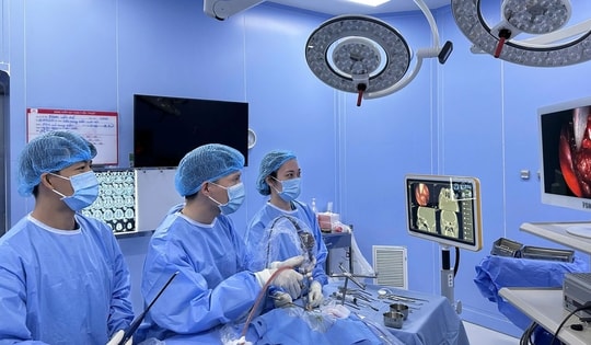 Ca bệnh hiếm: Nấm xoang bướm ‘giả u não’ khiến người đàn ông mất thị lực