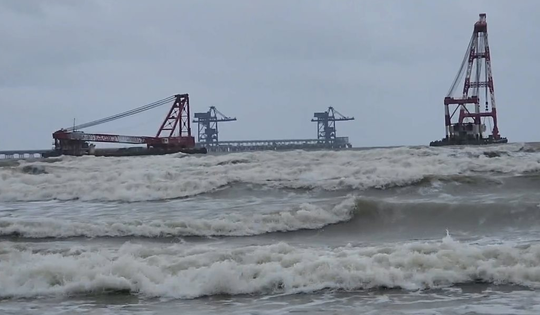 Chuyên gia nhận định về khả năng có bão số 15 trên Biển Đông