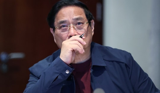 Từ Nam Phi, Thủ tướng yêu cầu khắc phục hậu quả mưa lũ nhanh nhất, hiệu quả nhất