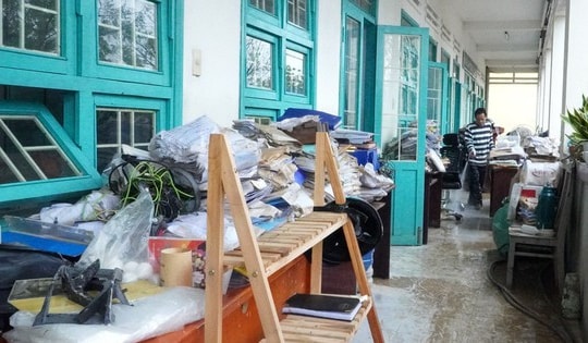 Gần 2.000 trường học bị ảnh hưởng bởi mưa lũ ở Nam Trung Bộ, Tây Nguyên