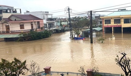 Hướng dẫn vệ sinh môi trường và phòng tránh dịch bệnh sau mưa lũ