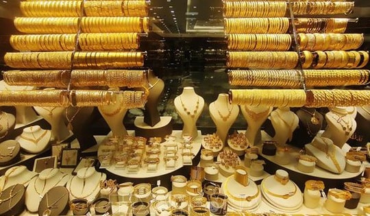 Giá vàng tăng hơn 1% nhờ kỳ vọng Fed hạ lãi suất