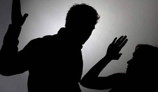 Quy định mới từ 15/12: Cưỡng ép vợ hoặc chồng quan hệ tình dục trái ý muốn bị phạt đến 30 triệu đồng