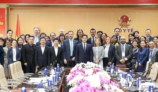 Thúc đẩy hợp tác y tế với EuroCham và Cộng đồng Doanh nghiệp Châu Âu, EU-ASEAN