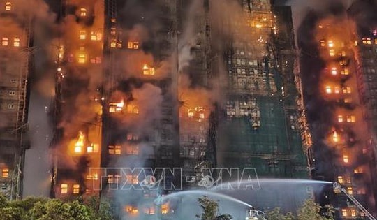Chưa có thông tin về nạn nhân là người Việt Nam trong vụ cháy chung cư ở Hong Kong