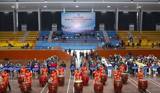 Hội Nhà báo Hà Nội khai mạc 'Hội khỏe 2025': 25 đoàn vận động viên tranh tài 6 bộ môn sôi động