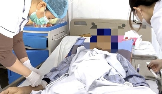 Cụ ông 65 tuổi mù mờ mắt, biến chứng nguy hiểm do giang mai thần kinh