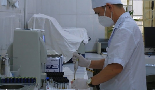 Thái Nguyên: Những 'trái tim thầm lặng' ở pháo đài phòng chống HIV/AIDS Phổ Yên