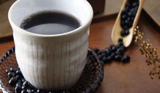 6 tác hại khi lạm dụng nước đậu đen rang để giảm cân