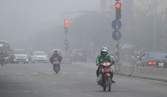 Sáng nay Hà Nội mù mịt vì ô nhiễm không khí nghiêm trọng