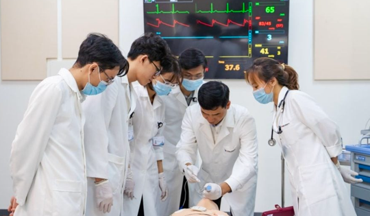 Siết chất lượng đào tạo ngành y: Chuẩn hóa thực hành và kiểm soát điều kiện mở ngành