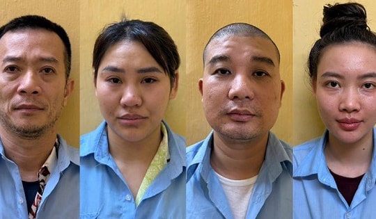 Hàng loạt sai phạm tại Karaoke Monaza, 18 người bị bắt