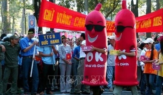 Ngày Thế giới phòng, chống AIDS: Chặn đà trẻ hóa và nguy cơ lây nhiễm âm thầm