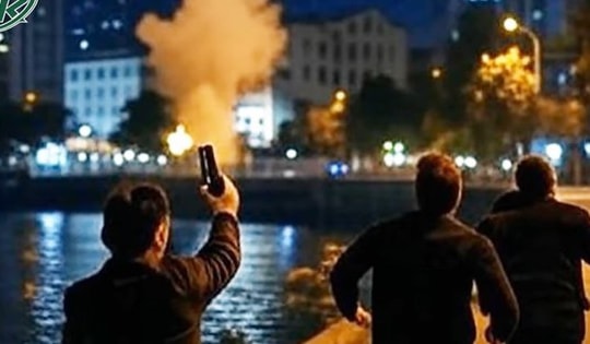 Gã trai kéo theo đồng bọn nổ 3 phát súng, đuổi đánh 'tình địch' rồi cướp tài sản tẩu thoát