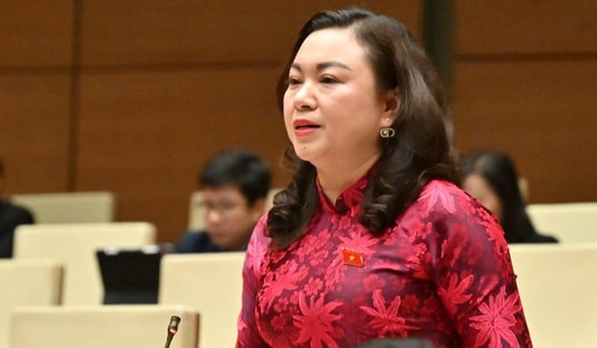 Nhiều ĐBQH đề nghị quan tâm lương, phụ cấp để giữ chân nhân viên y tế tuyến cơ sở