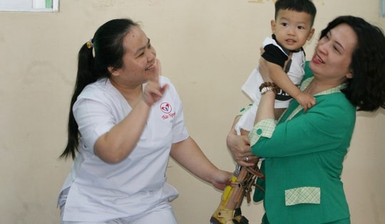 Thứ trưởng Nguyễn Thị Liên Hương: Xoá bỏ rào cản tiếp cận của người khuyết tật, xây dựng môi trường sống nhân ái, không kỳ thị