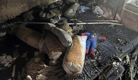 Cận cảnh hiện trường vụ cháy quán bún ốc khiến 6 người thương vong