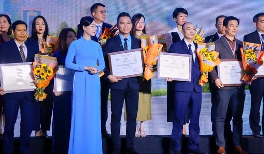 Herbalife Việt Nam được Liên đoàn Thương mại và Công nghiệp Việt Nam vinh danh Top 100 Doanh Nghiệp Bền Vững Việt Nam 2025