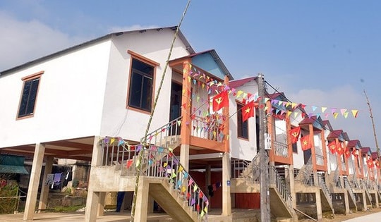 Thiên tai phức tạp, nguy hiểm hơn nên cần có mẫu nhà tránh bão lũ phù hợp với thực tế