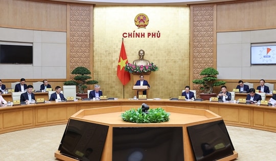 Chính phủ thảo luận loạt nhiệm vụ trọng tâm, quyết liệt hoàn thành mục tiêu KT-XH 2025