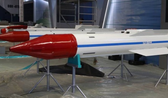 Nga – Ấn Độ bắt tay phát triển 'siêu tên lửa' không đối không xa nhất thế giới?