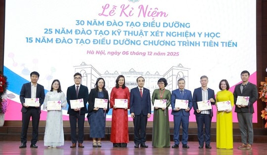 Đại học Y Hà Nội kỷ niệm ba cột mốc, dẫn đầu về chất lượng đào tạo trong khối khoa học sức khỏe