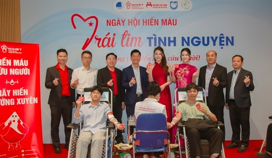 Hàng nghìn 'trái tim tình nguyện' hiến máu để đảm bảo nguồn máu cho điều trị cuối năm