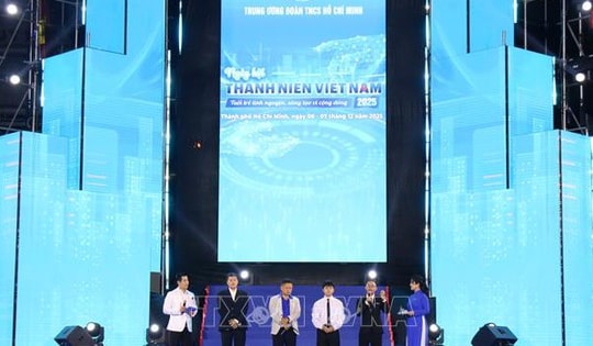Trao Giải thưởng 'Tình nguyện quốc gia' và 'Tuổi trẻ sáng tạo' toàn quốc