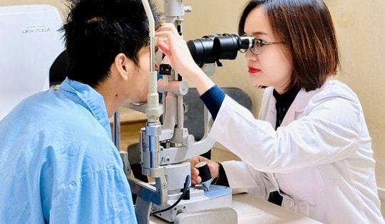 Mắt dập nát do tai nạn lao động, bệnh nhân được cứu thoát nguy cơ mất thị lực