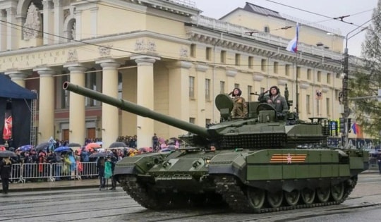 Vì sao T-90 là xe tăng 'tốt nhất thế giới' dù thiệt hại lớn ở Ukraine?