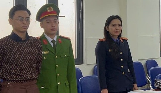 Bắt tạm giam 'tổng tài' chỉ đạo hành hung nhân viên quán cà phê ở Hà Nội