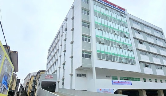 Khánh thành công trình khám chữa bệnh kỹ thuật cao 171 tỷ đồng ở Huế