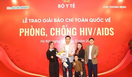 Lễ tổng kết và trao Giải Báo chí toàn quốc về phòng, chống HIV/AIDS
