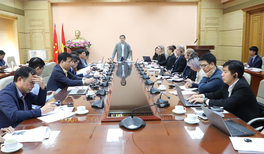 Đẩy mạnh thực hiện y tế thông minh để nâng chất lượng chăm sóc sức khoẻ nhân dân