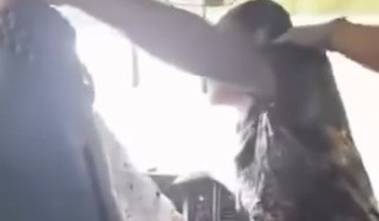 Triệu tập người đàn ông đánh tài xế xe buýt