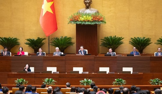 Quốc hội ghi nhận dấu ấn trong kiểm soát COVID-19 và hoàn thiện thể chế nhiệm kỳ 2021–2026