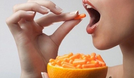 Bị cúm A có nên uống vitamin C để mau hồi phục?