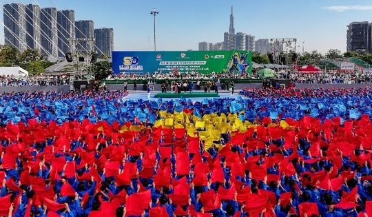 Nhìn lại hành trình tạo nên kỷ lục Việt Nam và thế giới, hướng đến chương mới của thế hệ trẻ Việt Nam năng động