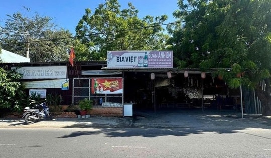 Mâu thuẫn lúc nhậu, người đàn ông bị bạn đâm tử vong