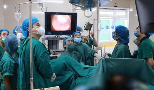 Tuyến trên hỗ trợ, đào tạo chuyển giao kỹ thuật, Bệnh viện Sản Nhi Ninh Bình phát triển tốt chuyên môn