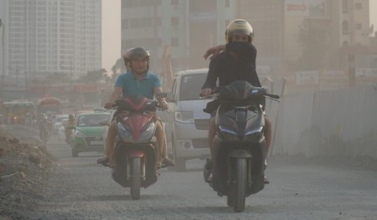 Đón mưa dông, Hà Nội có đỡ ô nhiễm không khí?