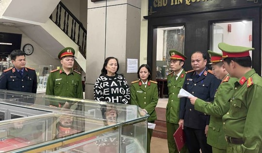 Chiêu trò trốn thuế của vợ chồng chủ tiệm vàng Kim Chung