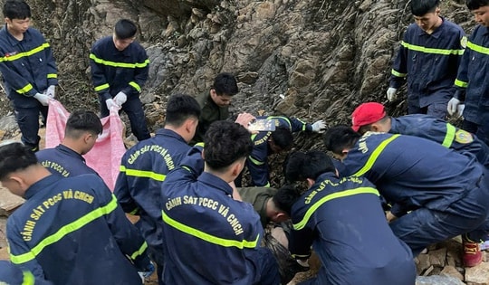 Tìm thấy 2 thi thể trong vụ sạt lở nghiêm trọng qua đèo Thung Nhuối